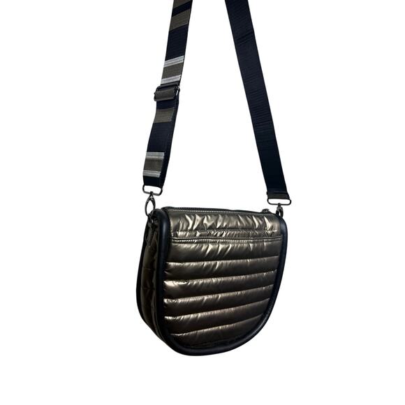 NWT THINK ROYLN Nordic Crossbody Bag NWT - Picture 1 of 7